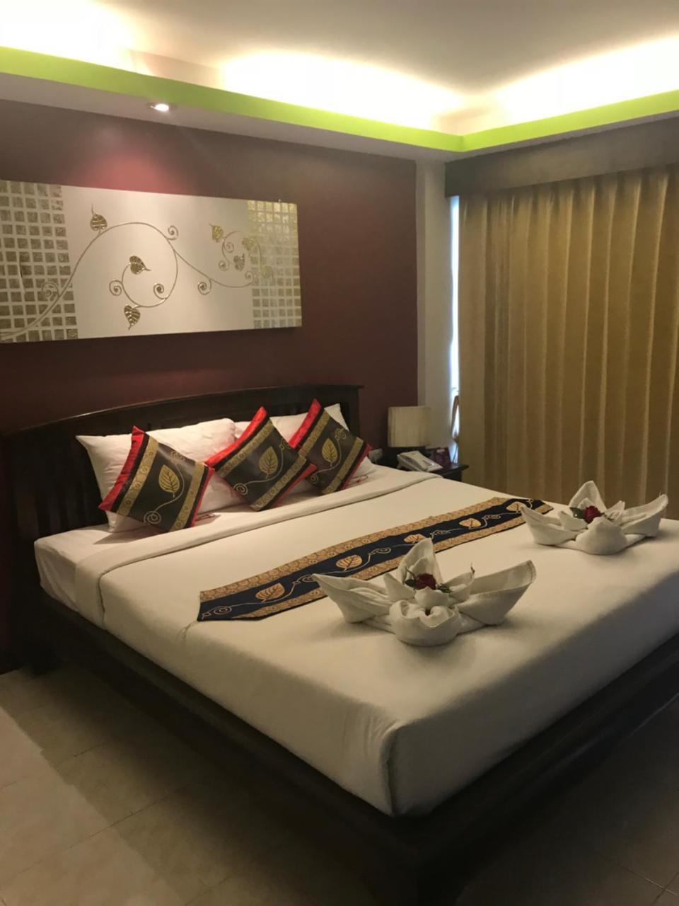 The Luxur Boutique Hotel Patong Eksteriør billede